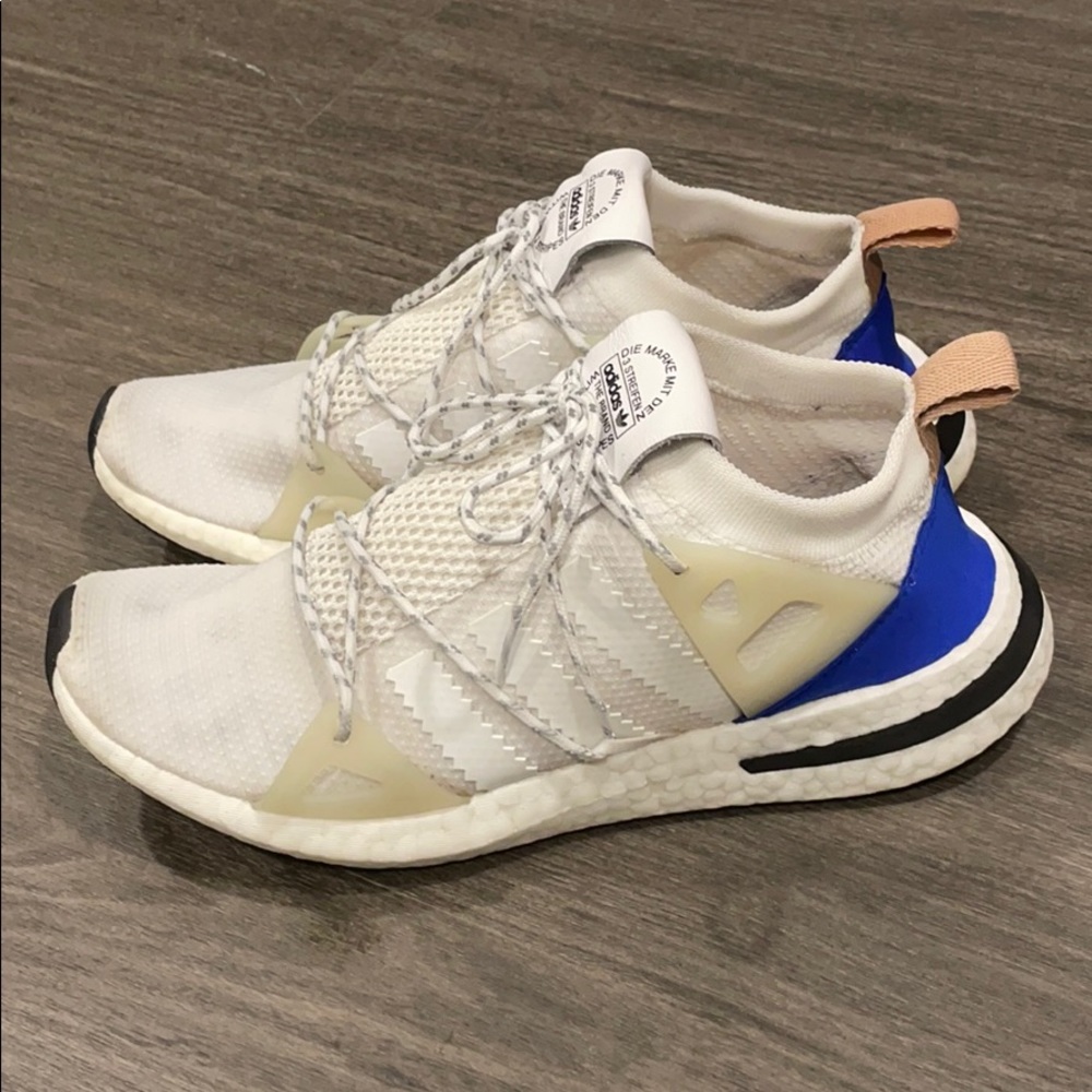 Women’s Akryn “Cloud White/Ash Pearl” Sneakers